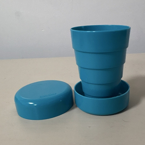 Tazza pieghevole vintage con